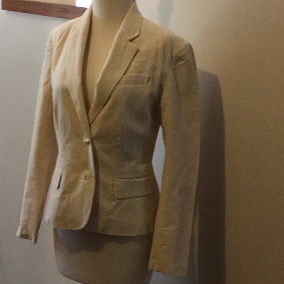 Banana Republic Linen Suit - Picture 3 of 6